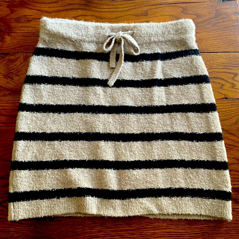 LOFT drawstring striped skirt, size medium